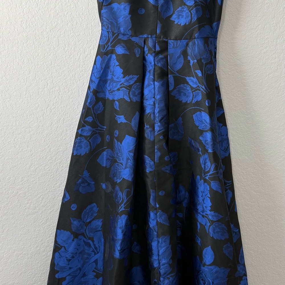 Calvin Klein Black‎ and Blue long Dress - Picture 2 of 3